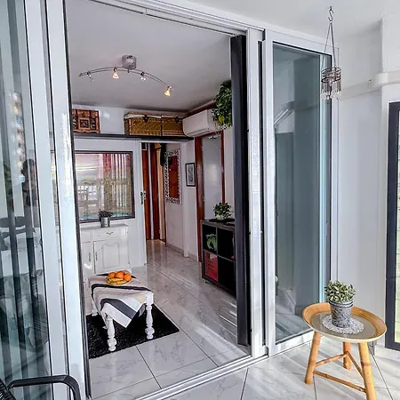 Torres De Yomely - Y6b プラヤ・デ・ラス・アメリカス