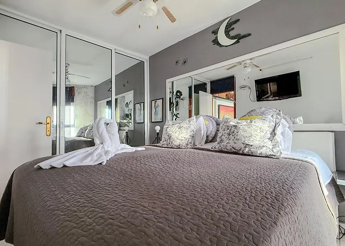 Torres De Yomely - Y6b Playa de las Americas (Tenerife)