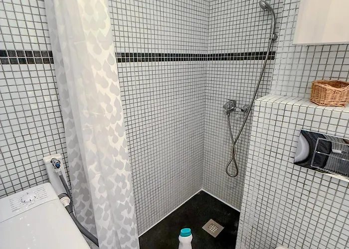 Torres De Yomely - Y6b * Playa de las Américas